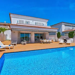 Espectacular Aurora By Paramount Holidays , Puerto de Santiago (Tenerife) Spain